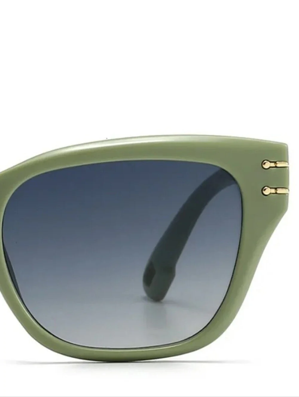 Jessica Simpson Retro w Metal Trim Sunglasses Tortoise/Sage Green  J6372-SG Cat
